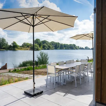 Chalet Tidy With Dishwasher, Near The River Maas