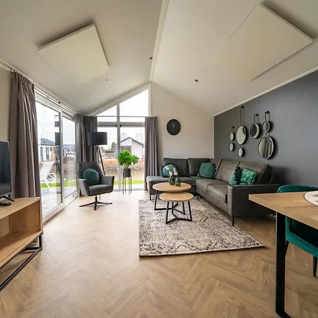 Chalet Tidy With Dishwasher, Near The River Maas Kerkdriel