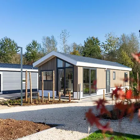 Chalet Tidy With Dishwasher, Near The River Maas *