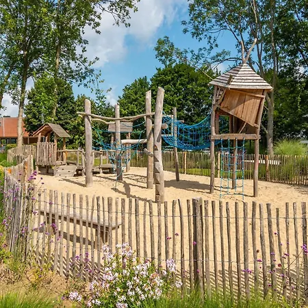Tidy With Dishwasher, Near The River Maas Chalet *